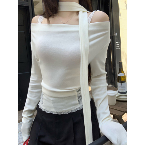 Real shot of off-shoulder lace strap top French one-shoulder sweater