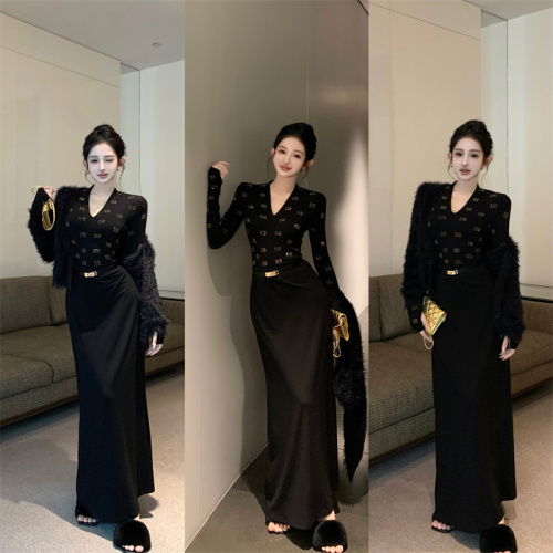 High-end pure desire v-neck hot diamond slimming bottoming top + super versatile long skirt + plush velvet jacket