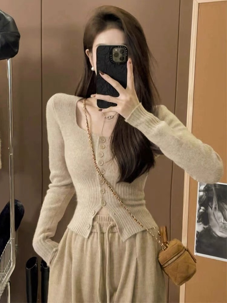 Buttoned, Slimming, Knitted, Stylish, Versatile, Basic Knit Top for Women