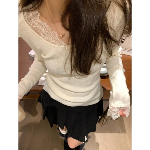 Pure Desire Niche Lace Splicing Base Long Sleeve Knit Top Autumn/Winter High-End Lazy Feeling Slim Fit Inner V-Neck Sweater