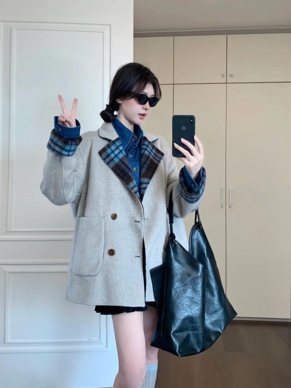 Reversible short double-sided wool coat for women 24 autumn and winter Korean style new loose small plaid hand-sewn woolen coat