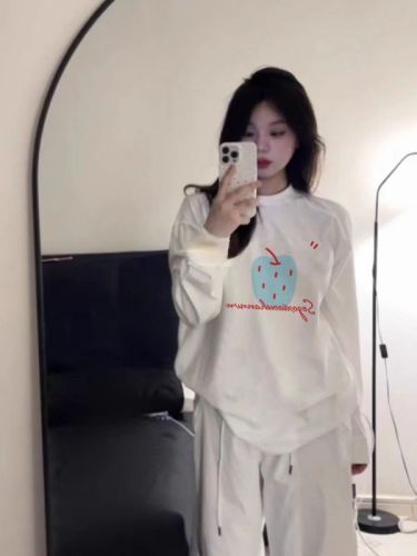 Heavyweight American white T-shirt long-sleeved men and women spring and autumn new hot style loose and versatile lazy style tops