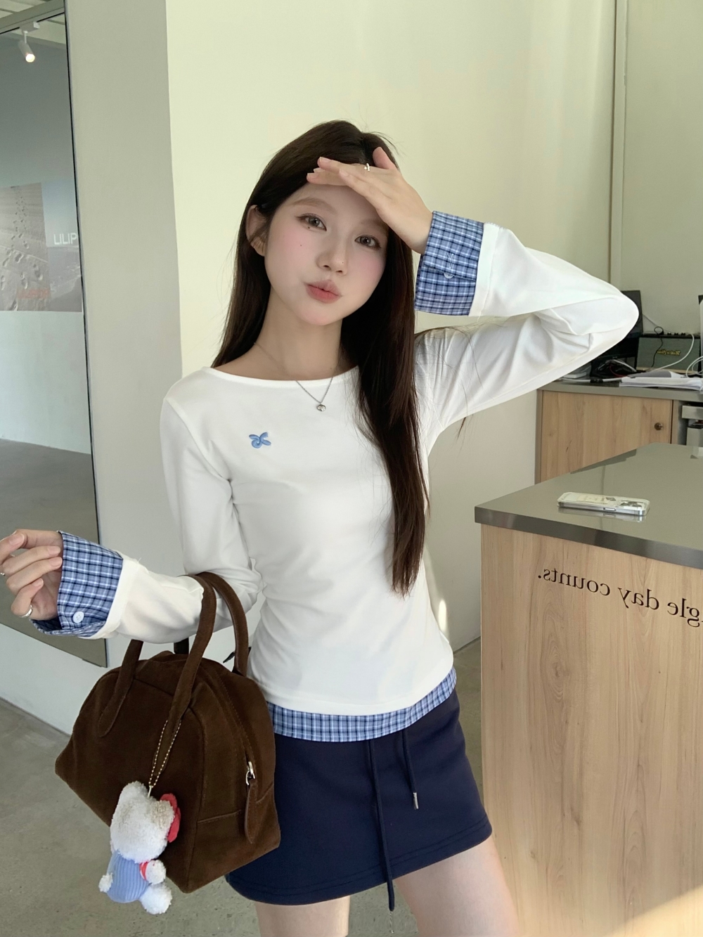 Real shot plaid splicing fake two-piece long-sleeved T-shirt for women in autumn and winter, slim-fitting bottoming shirt, design top