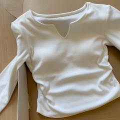 設計感小眾V領德絨打底衫女秋冬內搭磨毛加絨加厚上衣