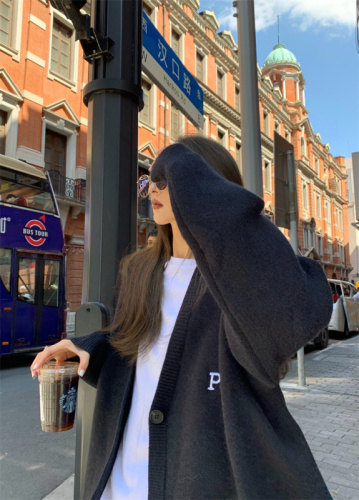South Korea's Dongdaemun new retro lazy loose long-sleeved knitted cardigan letter embroidered sweater jacket for women