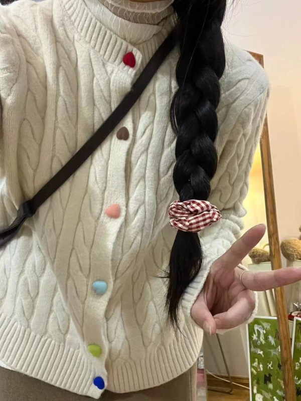 Colorful love button twist sweater for women in spring, autumn and winter, short soft and waxy style, lazy style with knitted cardigan jacket inside