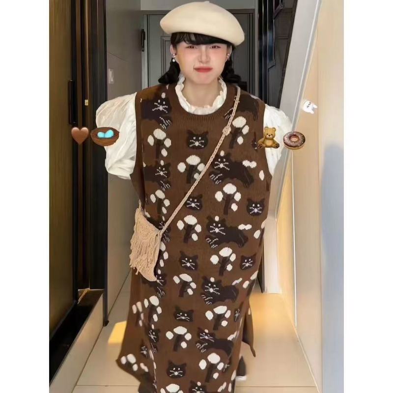 Plus size fat mm age-reducing cat jacquard knitted vest dress women's new autumn and winter dress loose and slim sweater skirt