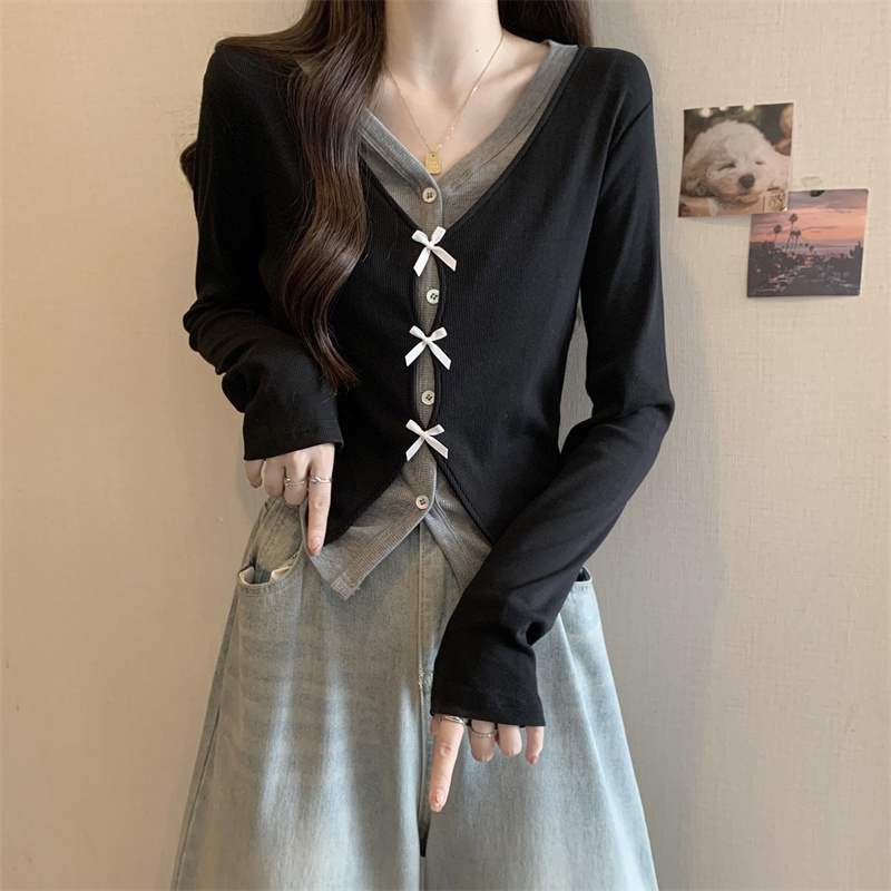 Large size early autumn new fake two-piece contrasting V-neck slimming casual versatile long-sleeved cardigan top for women
