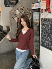 Plus size women's fake two-piece hooded long-sleeved T-shirt autumn and winter new fat mm slim right shoulder top bottoming shirt