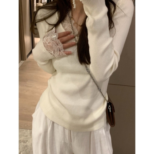 Pure Desire Niche Lace Splicing Base Long Sleeve Knit Top Autumn/Winter High-End Lazy Feeling Slim Fit Inner V-Neck Sweater