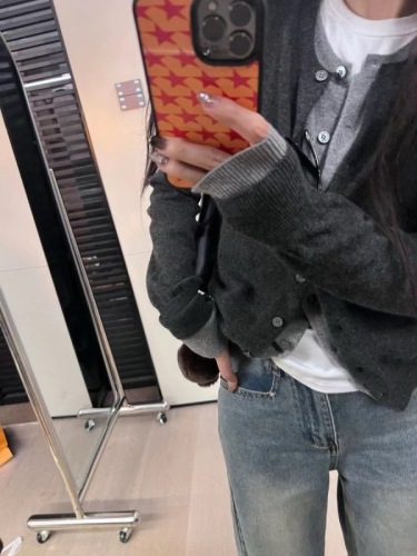 Grey False Two-Piece Knit Cardigan Women's Spring Round Neck Slim Fit Versatile Design Sense Splicing Top