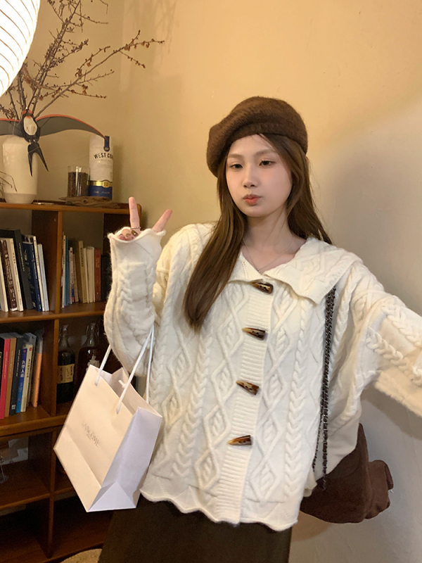 Twist horn button college style sweater for women autumn navy collar lazy loose little short knitted cardigan