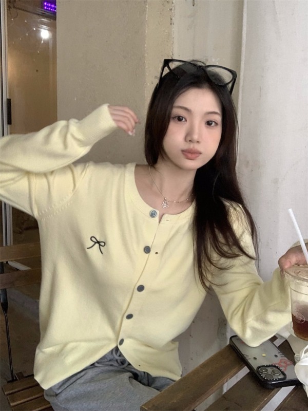 Early autumn new embroidered bow knitted sweater, thin sweater, cardigan jacket for women