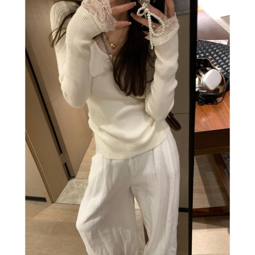 Pure Desire Niche Lace Splicing Base Long Sleeve Knit Top Autumn/Winter High-End Lazy Feeling Slim Fit Inner V-Neck Sweater