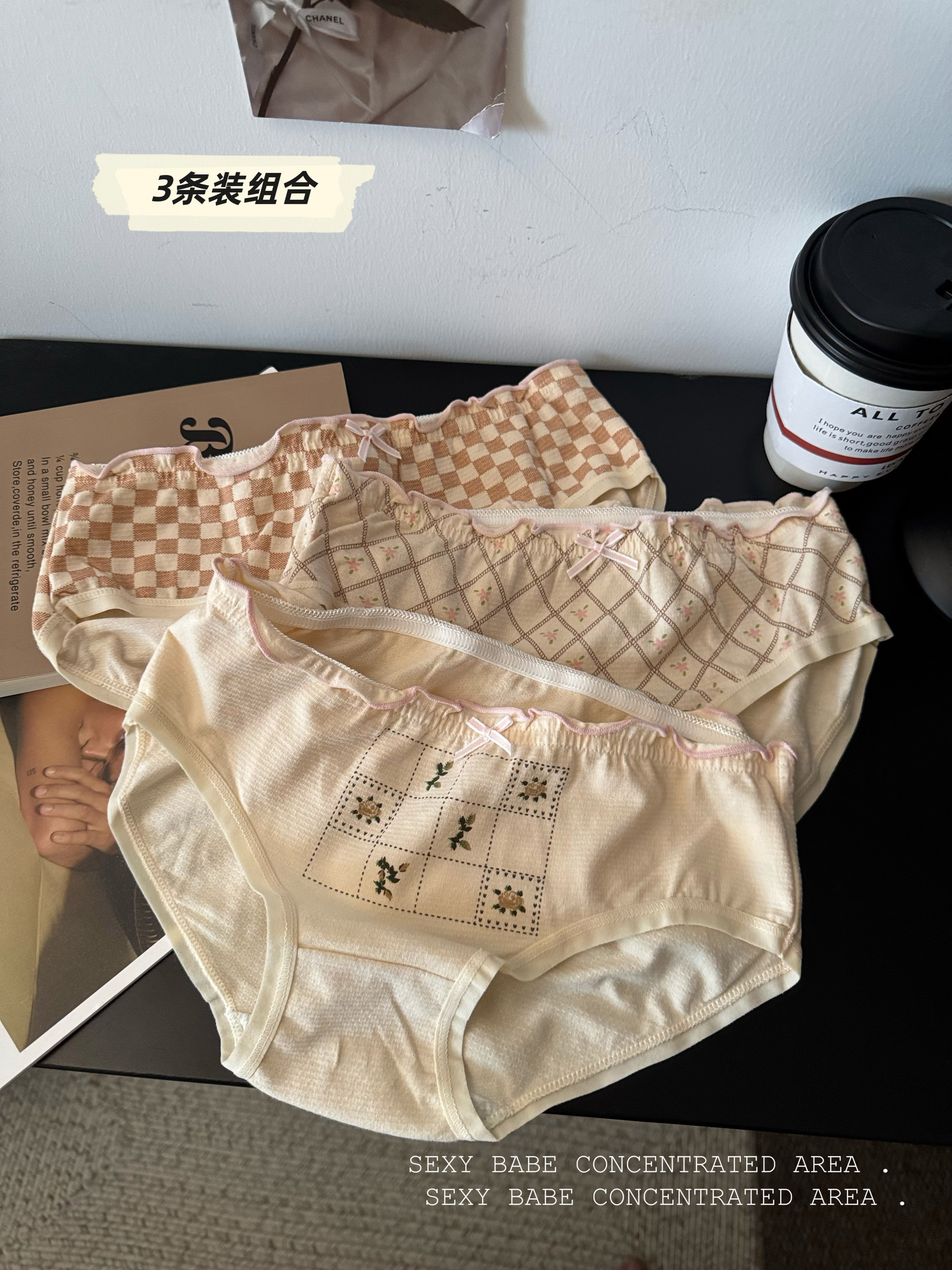 Real shot of Korean style plaid sweet girl mid-waist pure cotton underwear women's triangle leggings 3 pack
