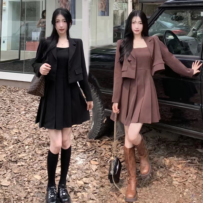 Plus size autumn new French short blazer pleated suspender skirt two-piece set