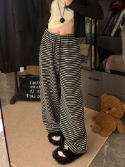 Photographed Loose Wide-Leg Trousers with Black and White Striped Towel Fabric, Fall/Winter Loose High-Waisted Trousers with Plush, Thickened and Relaxed Casual Trousers