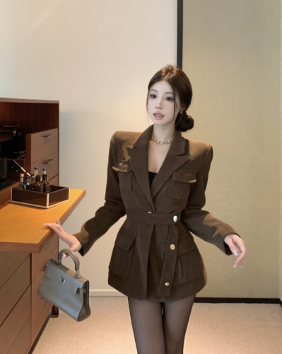 2024 new autumn and winter temperament slim thick corduroy jacket