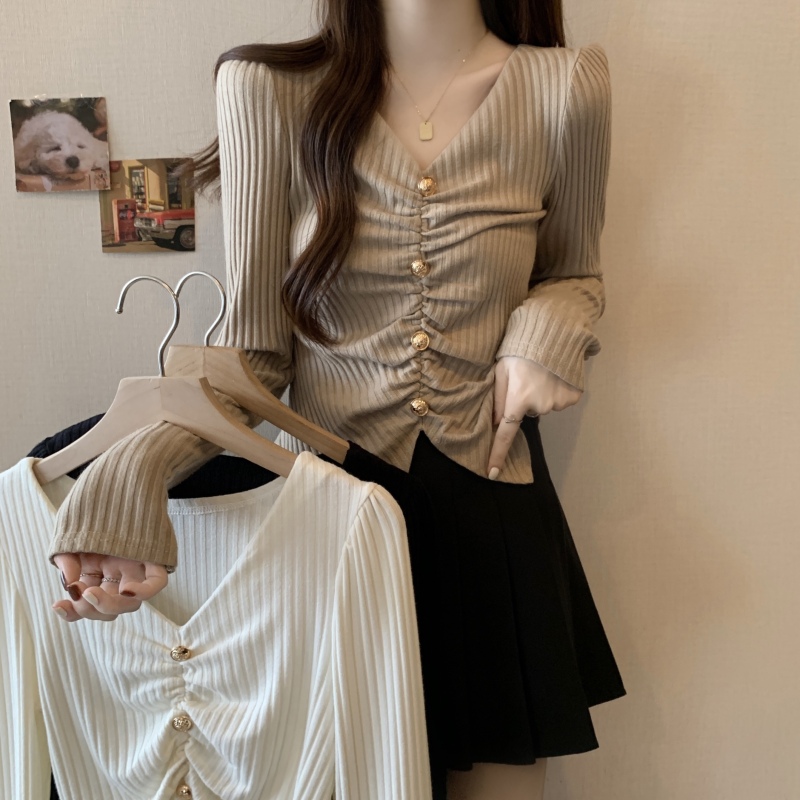 Large size irregular v-neck bottoming shirt for women in autumn and winter, fat mm, slimming design, slit inner long-sleeved top