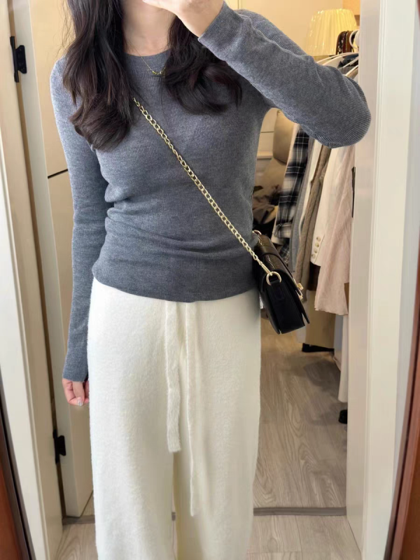 Korean style pullover knitted sweater for women, slim fit, soft and waxy inner top, spring, autumn and winter, relaxed, simple gray bottoming shirt