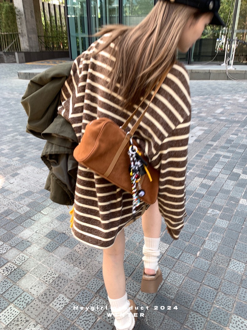 HEYGIRL Black Brother Lazy Stripe 2.0 Autumn and Winter Basement Artifact ~ Fluffy Striped Loose Long Sleeve T-shirt for Women