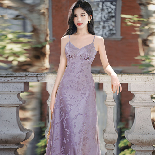 A unique and exquisite small set with a modern Chinese national style, high-end temperament Tang suit-style coat, and matching tank top dress for women.