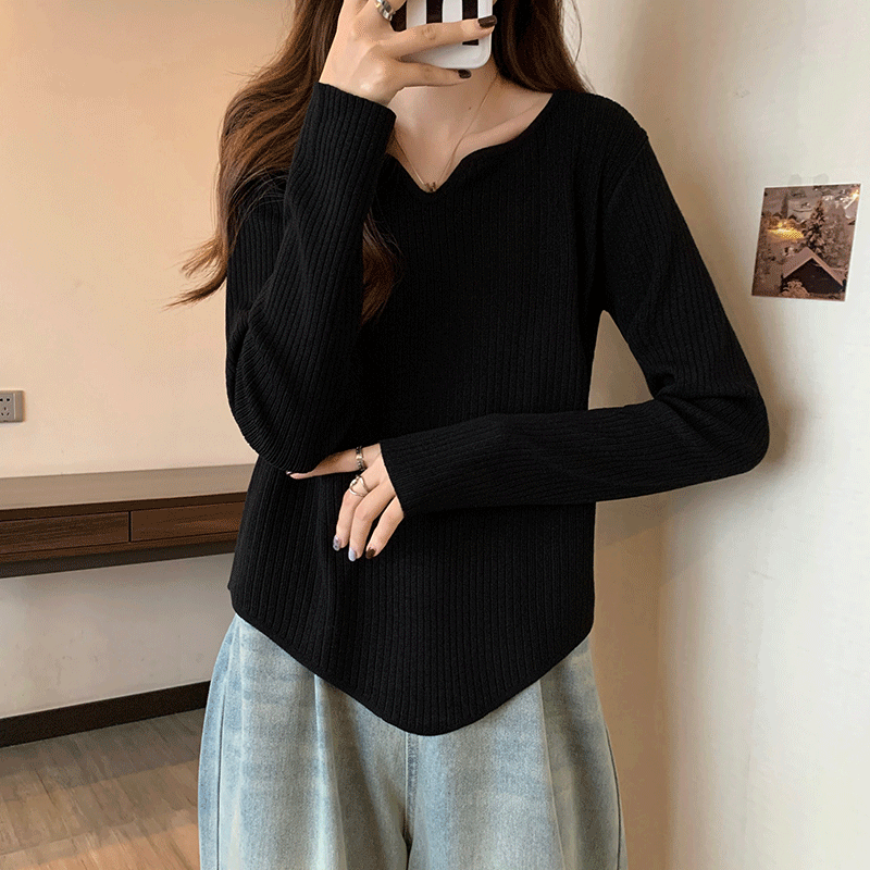 Plus size women's velvet warm bottoming shirt autumn and winter long-sleeved tops for women with slimming belly-covering designs
