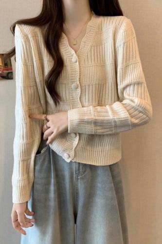 Xiaoxiangfeng knitted cardigan sweater for women spring and autumn new large size fat girl slimming high-end design top