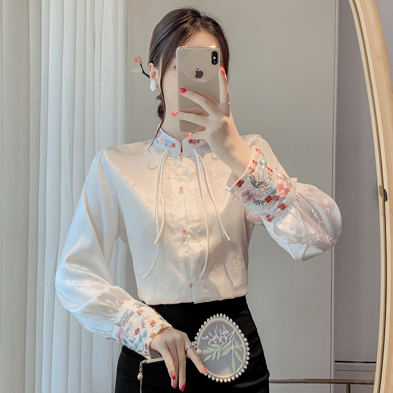 2024 New Retro Style Disc Button Stand Collar Embroidered Shirt