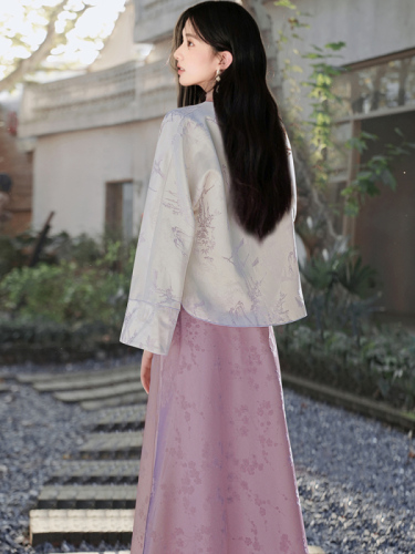 A unique and exquisite small set with a modern Chinese national style, high-end temperament Tang suit-style coat, and matching tank top dress for women.