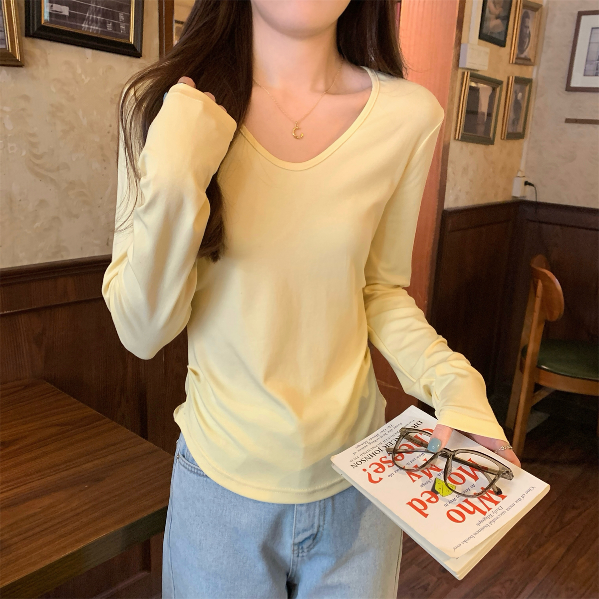 Real shot of autumn and winter Korean style V-neck pleated design candy-colored versatile long-sleeved inner T-shirt top for women