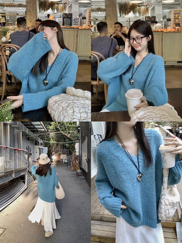 Women's Loose and Casual Knit Sweater for Autumn/Winter, Blue V-Neck Cardigan from Wu 77 Lake in Korean Style
