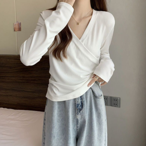 New autumn and winter women's belly-covering long-sleeved T-shirt bottoming shirt, right-shoulder slim V-neck short top