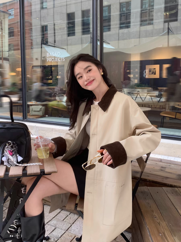 Designed contrasting color splicing windbreaker coat for women new style loose retro mid-length coat with lapel