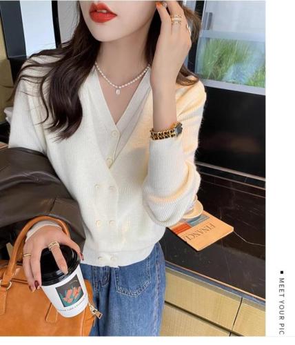 Early autumn new popular v-neck sweater bottoming shirt with autumn and winter long sleeves