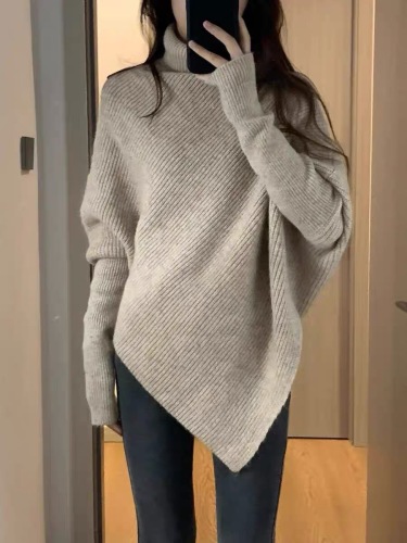 Thick Half-Sleeve Sweater for Women, Autumn/Winter Korean Style Fashion, Gentle and Soft, Slouchy Style, Cloudy Soft Outerwear Top