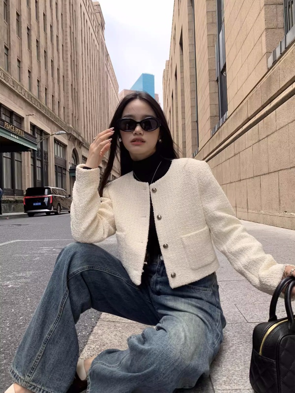 French style small style jacket for women, new style, high-end, ladylike temperament, black short top for small men