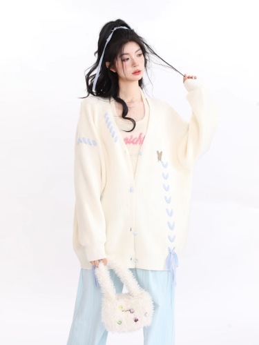 South Korea's Dongdaemun autumn and winter lazy style niche versatile design butterfly strap love button women's cardigan sweater