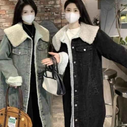 Official picture of winter lamb wool denim jacket for women, mid-length, Korean version, loose bf, slimming, thickening, warm and fried street cotton clothing