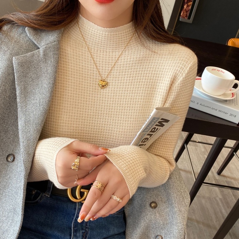 Half turtleneck bottoming shirt for women in autumn and winter, high-end waffle top, new hot style knitted sweater with sweater inside