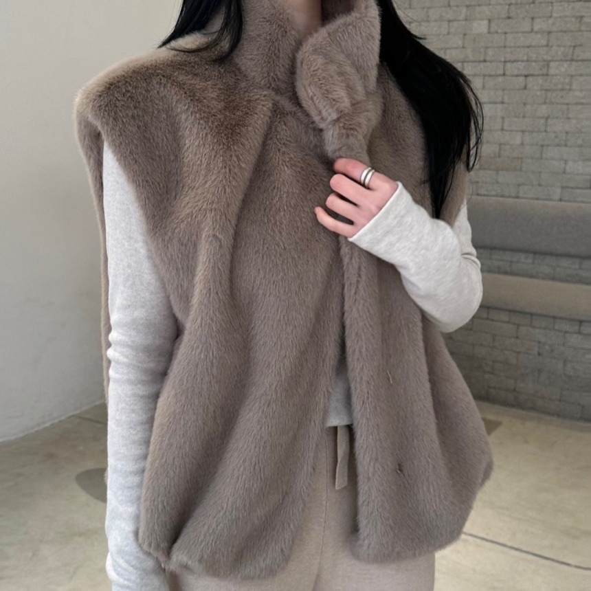 Korean versatile thickened celebrity style loose fur vest