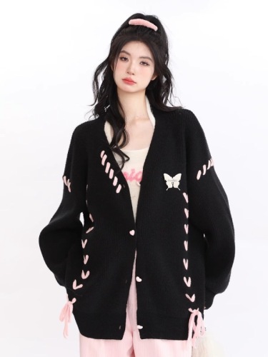 South Korea's Dongdaemun autumn and winter lazy style niche versatile design butterfly strap love button women's cardigan sweater