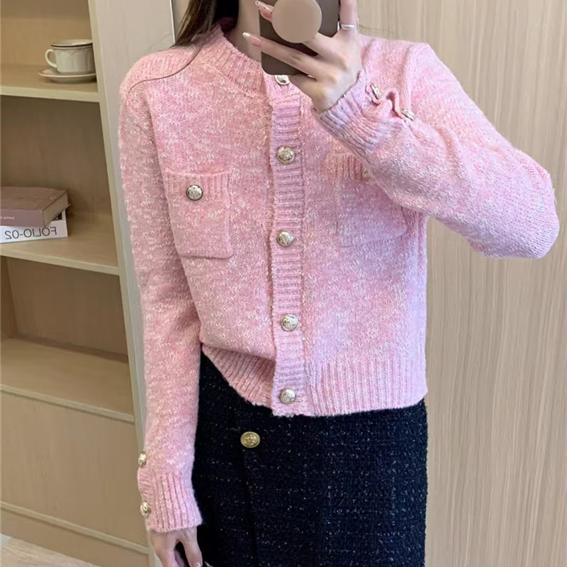 2024 autumn and winter new style small fragrant soft and waxy knitted sweater cardigan jacket for women loose lazy style high-end sense