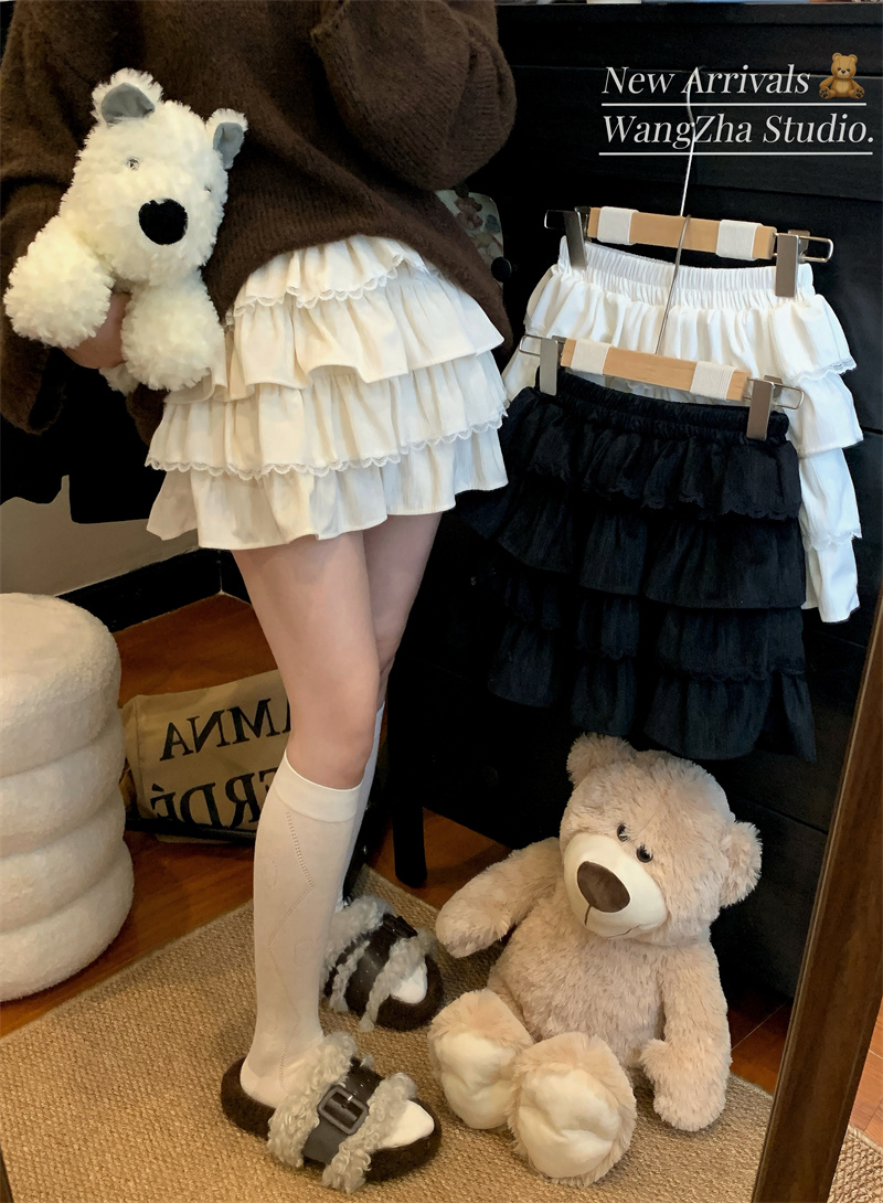 Photographed Autumn/Winter New Sweet Style Lace Splicing Versatile Velvet Cupcake Semi-Skirt Short Skirt