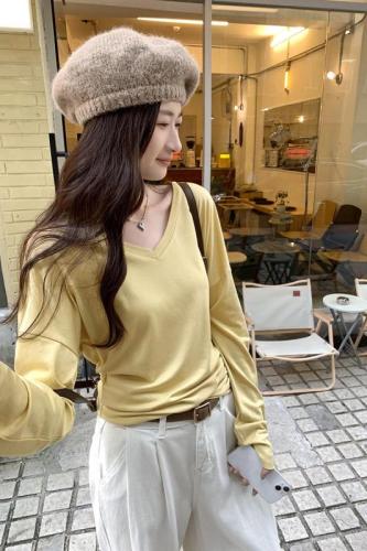 Actual pictures of lazy style straight mid-length T-shirt for women in autumn Korean style V-neck casual fashion versatile collarbone top