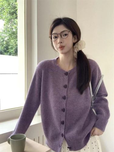 Gentle and sweet style love button knitted cardigan for women autumn new soft waxy round neck sweater short jacket