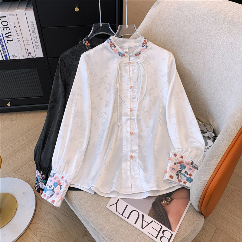 New Chinese style Chinese style disc button embroidered top spring, autumn and winter new long-sleeved stand-up collar shirt base shirt