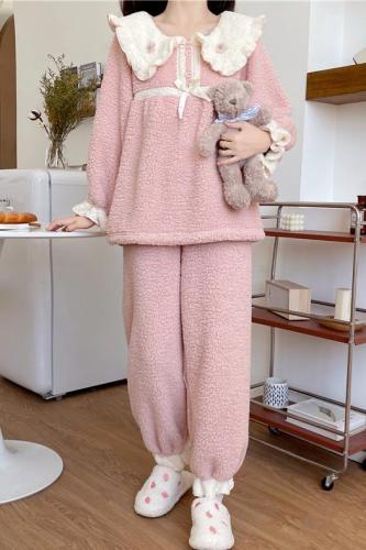 Winter sweet princess style doll collar coral velvet warm home wear pajamas set that can be worn outside