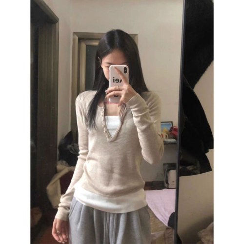 Guangzhou Sheep Wool Fake Two Piece V Neck Long Sleeve T-Shirt Women's Slim Unique Top