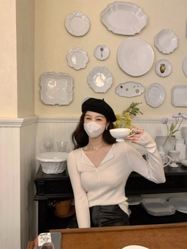 New autumn and winter solid color small lapel sheep wool sweater for women, comfortable and soft bottoming shirt